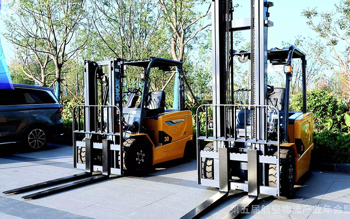 07d254ea68714c61ba090382132e7df4