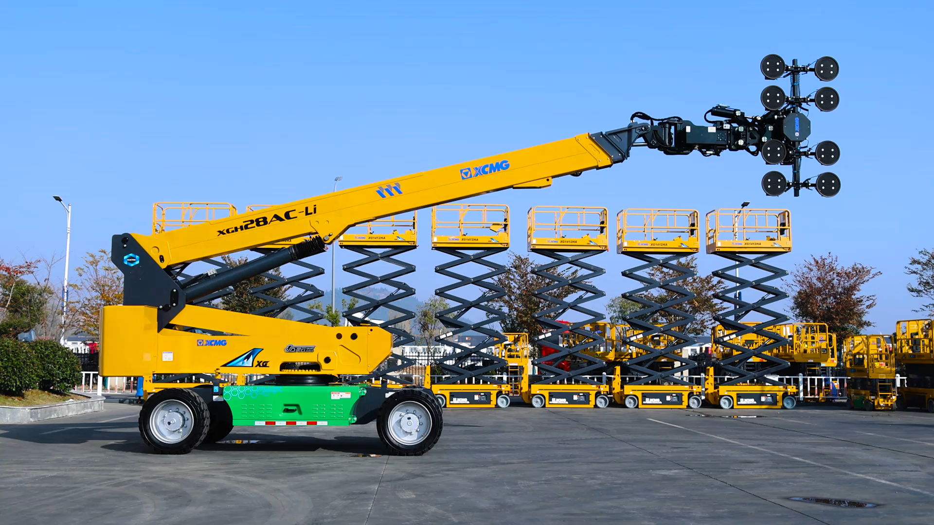 10米巨型玻璃几分钟装置好？Z6官网XGH28AC-Li为您解答