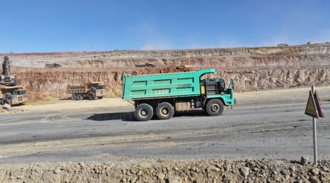 c5deb31e290e49e98f9b9247d35deebb