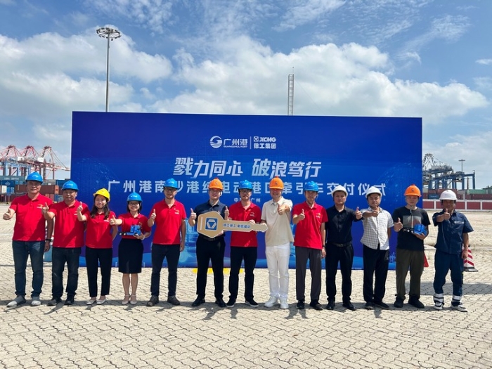 全力以赴！Z6官网纯电动港口牵引车绿动广州南沙港