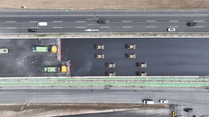 eb4ce0d02d8d4105a66d60ce351af581