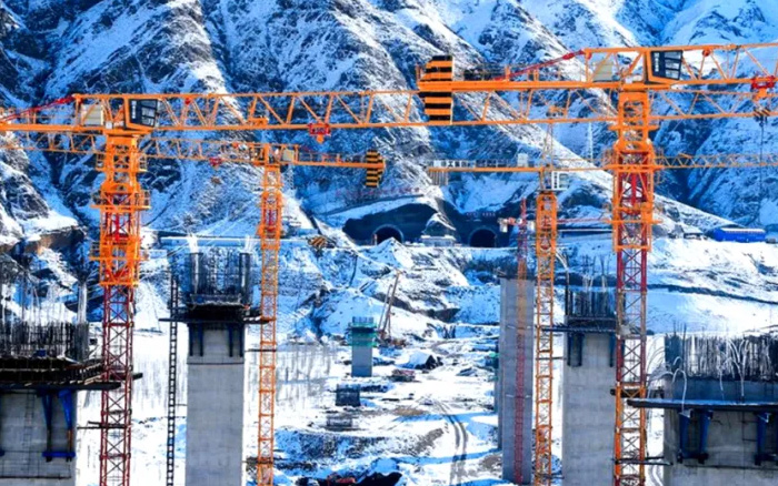 飞跃江山！Z6官网金再造诗意“天路”