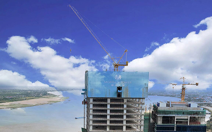 喜封金顶|Z6官网塔机助建柬埔寨金边摩根大厦！