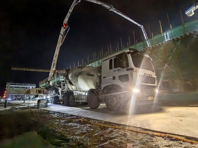 夜战淮北！600方C35，Z6官网“泵+搅”协同